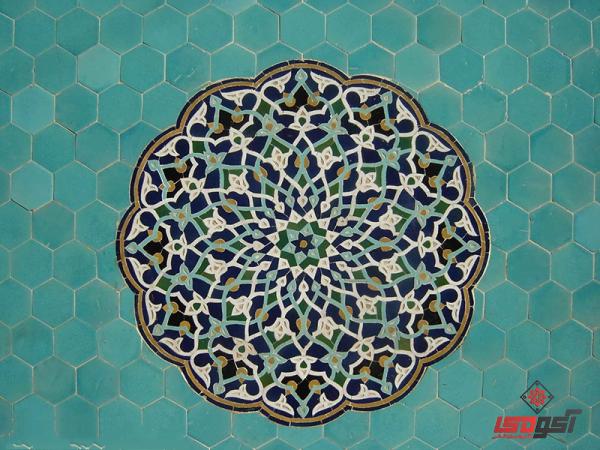 خرید کاشی سنتی ایرانی در طرح و رنگ های متنوع با قیمت ارزان